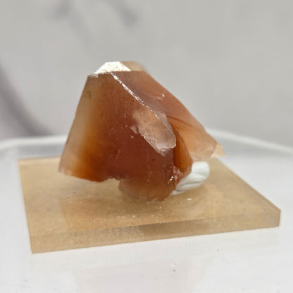 Mariposa Calcite