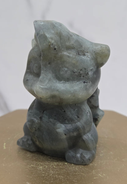 "Flower" skunk carving