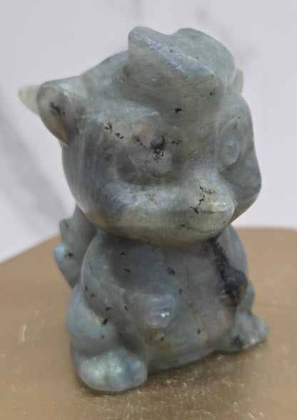 "Flower" skunk carving