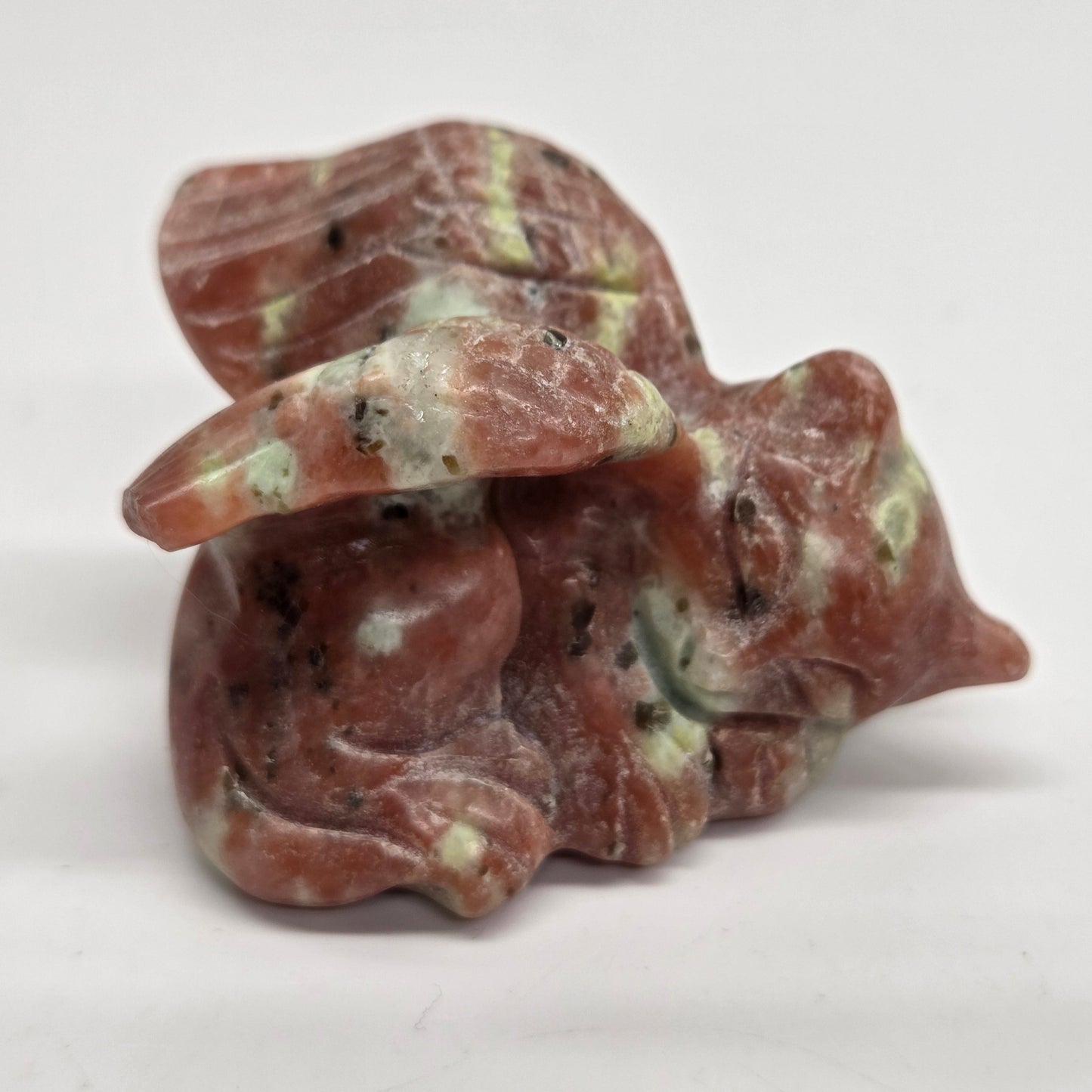 Cat/kitty carving - angel cat (L)