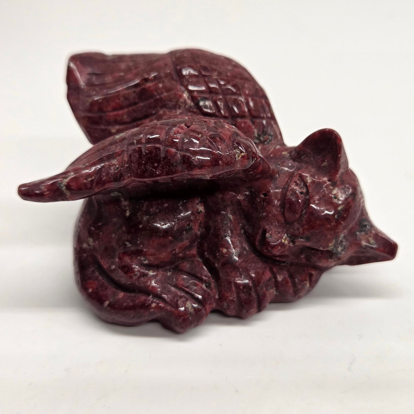 Cat/kitty carving - angel cat (L)