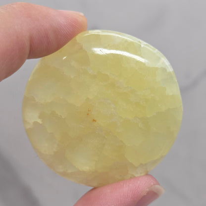 Lemon Calcite flat coin/round palm