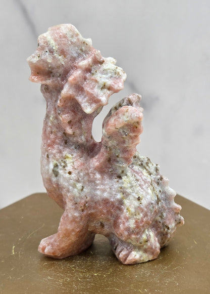 Dragon side sitting carving (M)