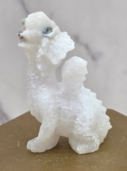 Dragon side sitting carving (M)