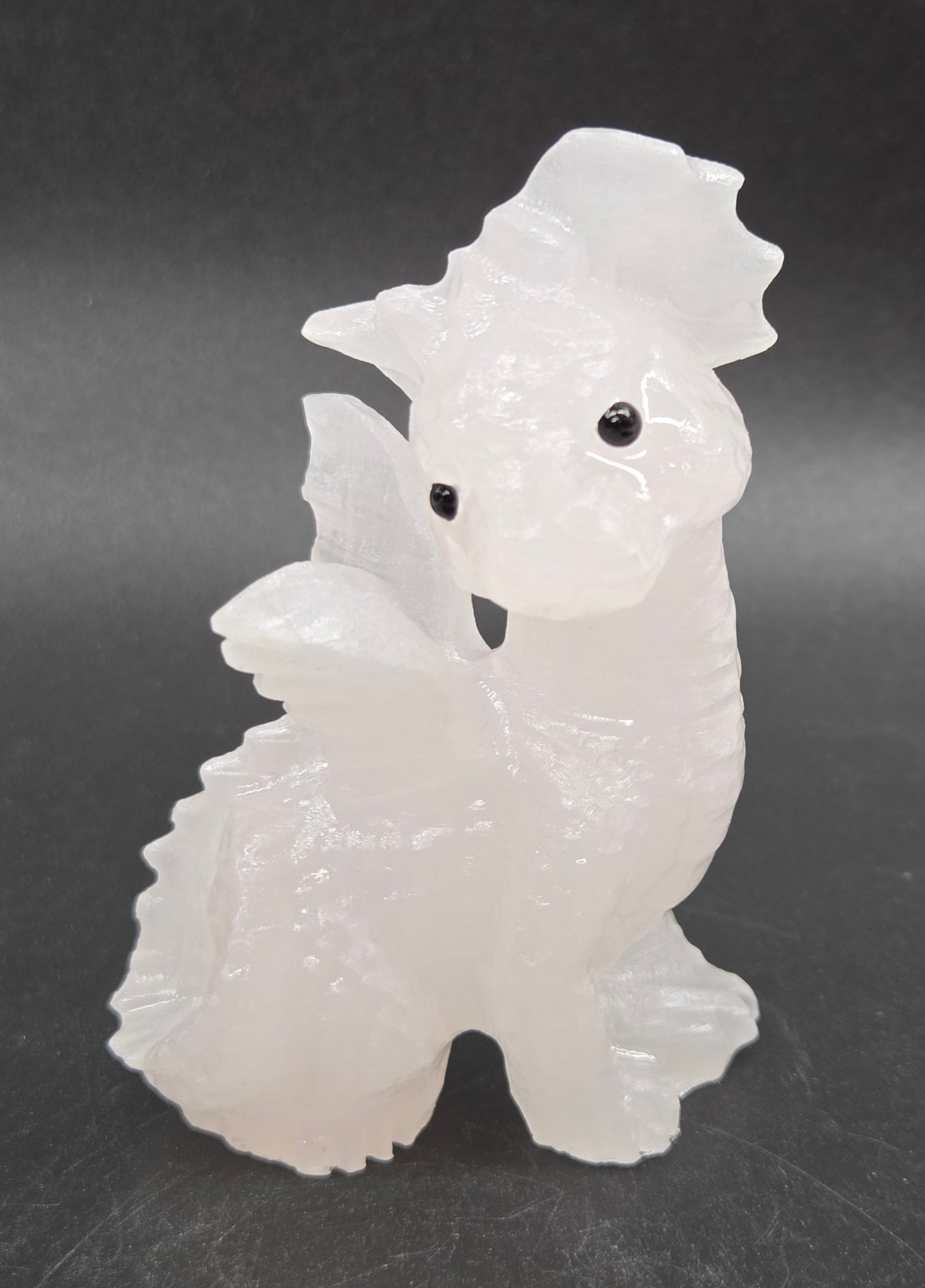 Dragon side sitting carving (M)