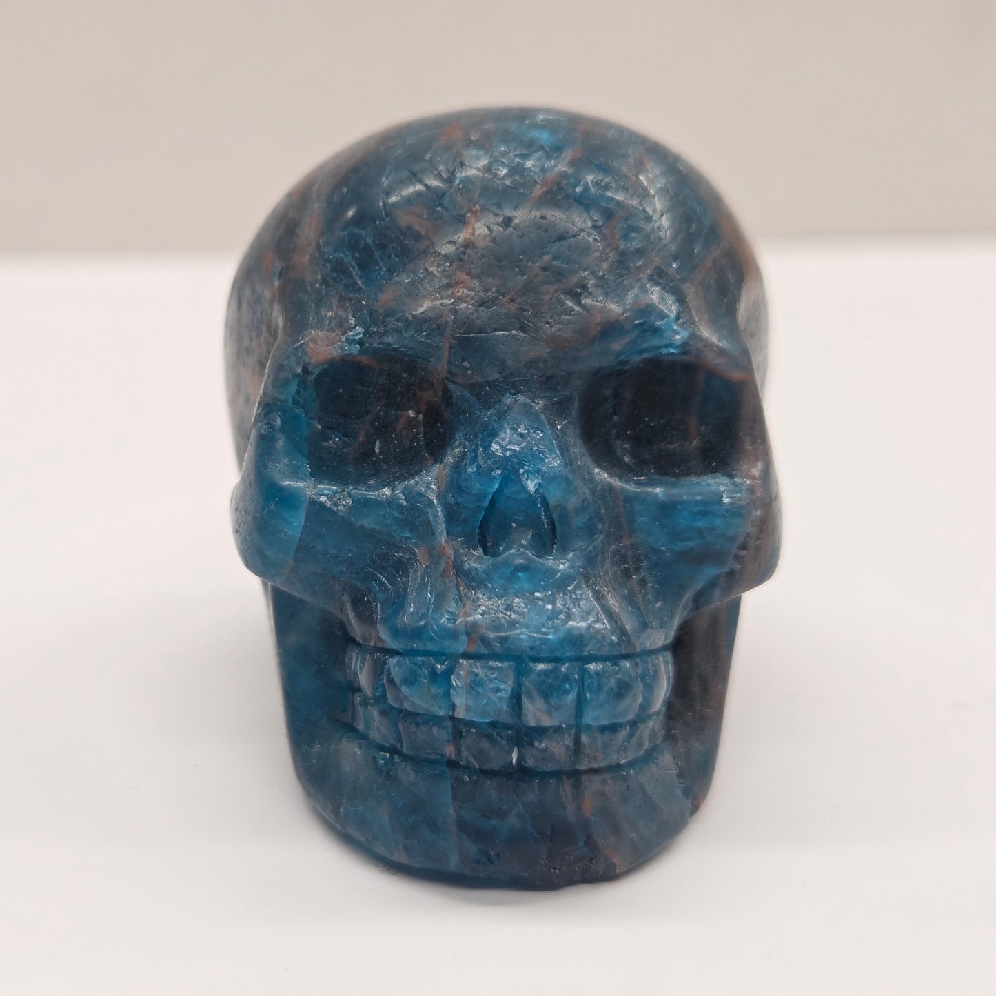 Skull medium - Blue Apatite