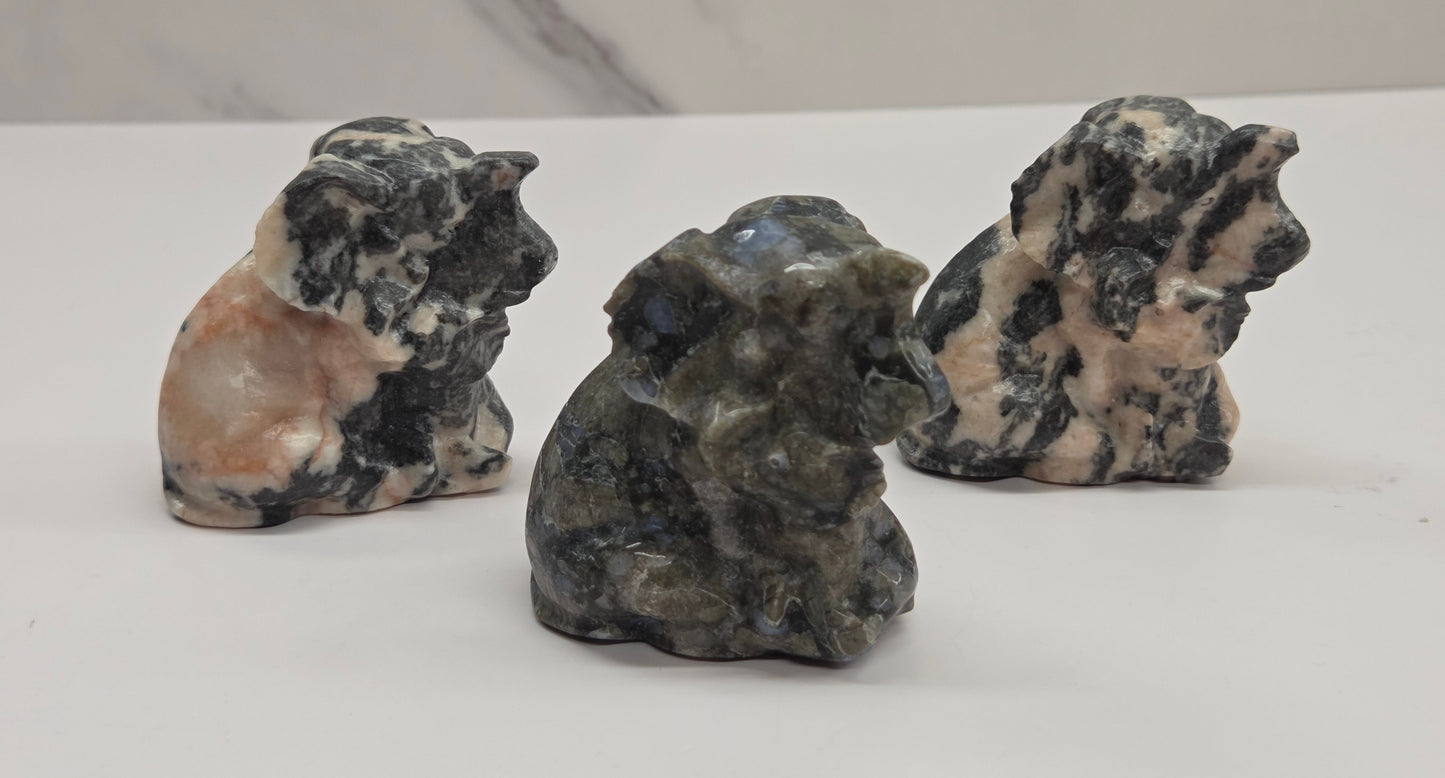 Elephant w/ baby carving