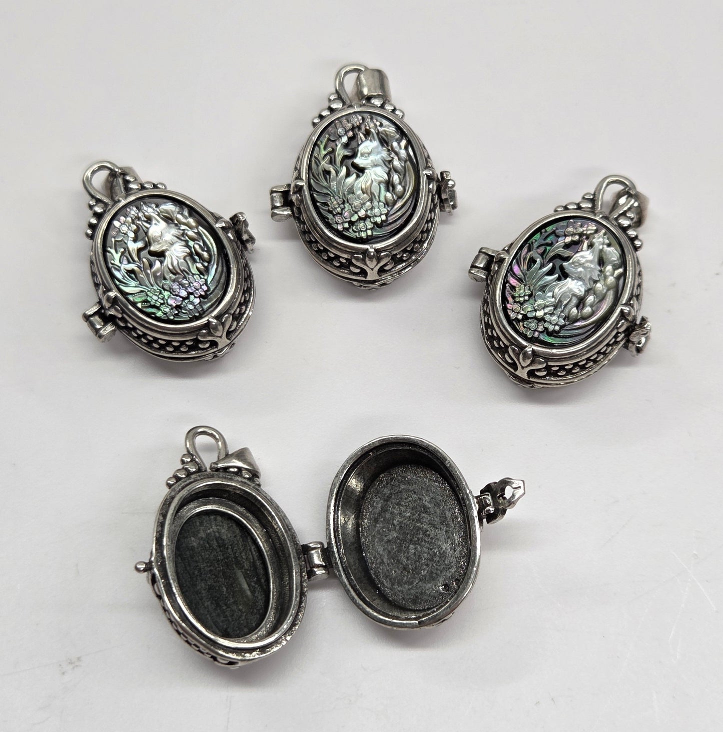 Locket pendant - Cat or Fox