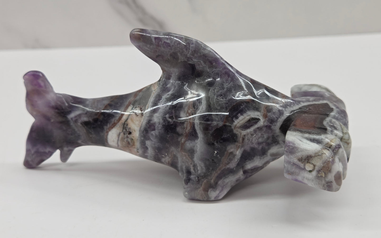 Hammerhead shark carving (L)