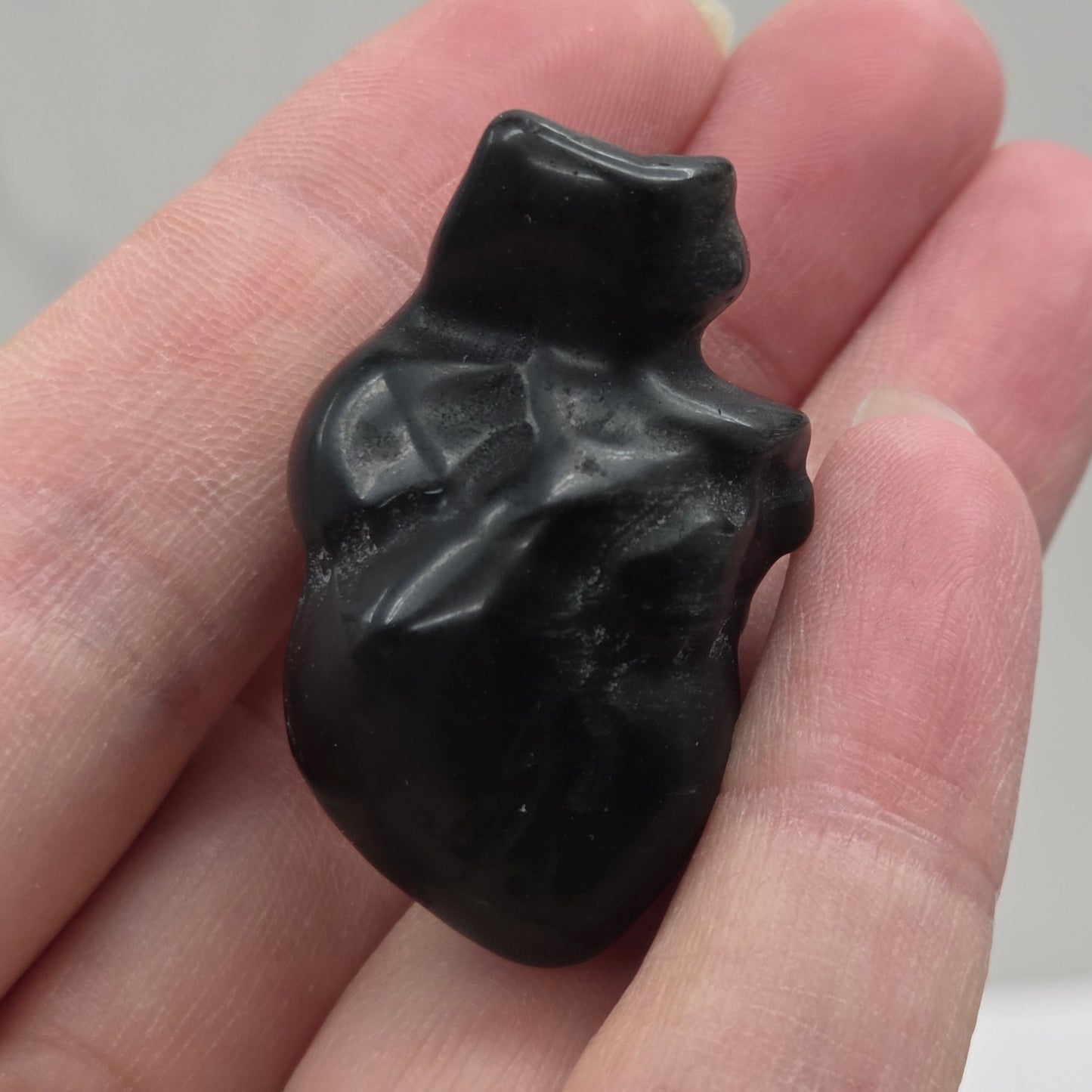 Anatomical heart carvings (small)