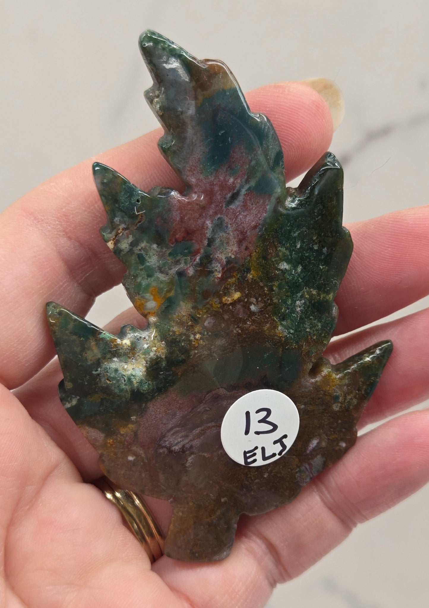 Leaf carving (large)