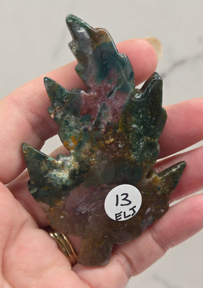 Leaf carving (large)