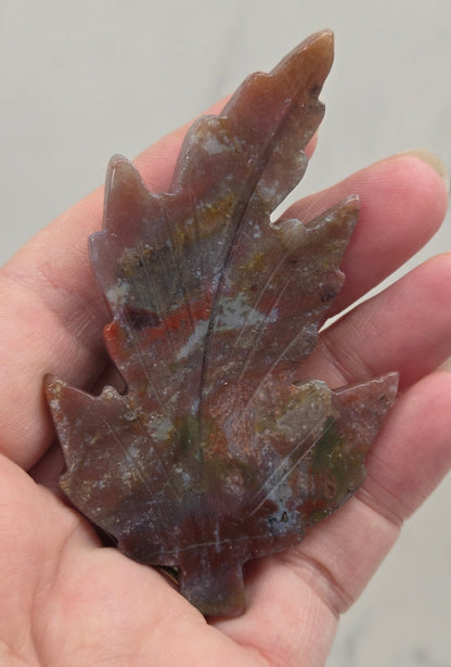 Leaf carving (large)