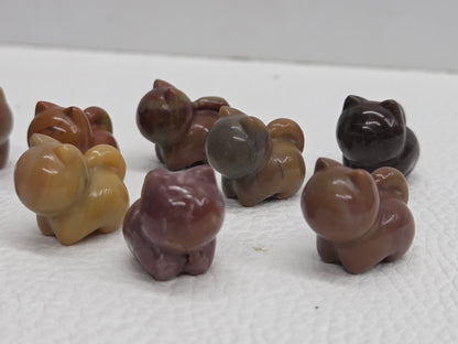 Alashan Agate mini carving - chunky walking kitty/cat