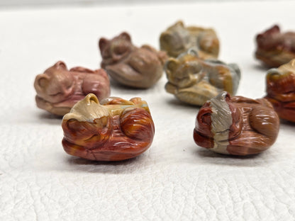 Alashan Agate mini carving - sleeping kitty/cat with rose
