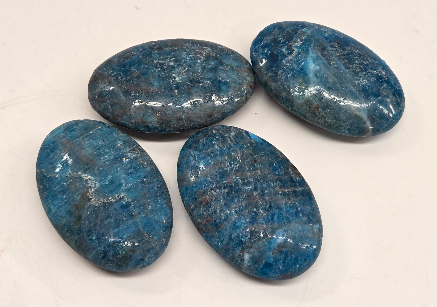 Palm - Blue Apatite