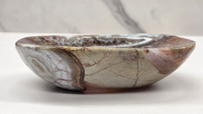 Amethyst with Agate bowl