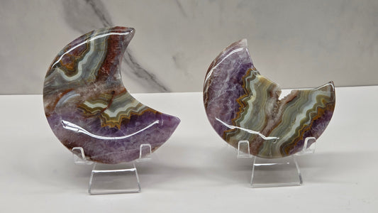 Moon - Amethyst w/ Agate