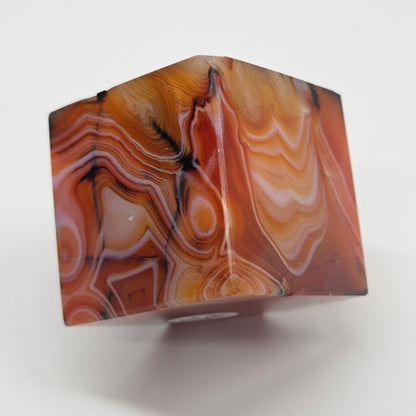 Floating cube - Sardonyx