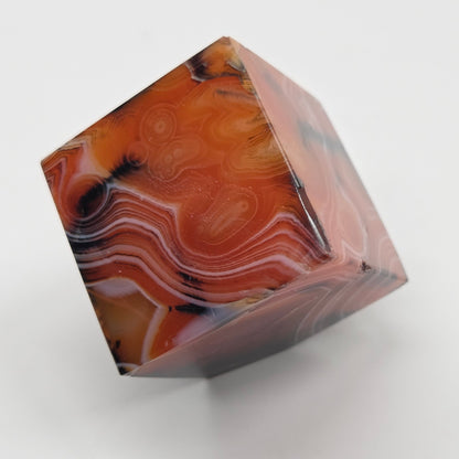 Floating cube - Sardonyx