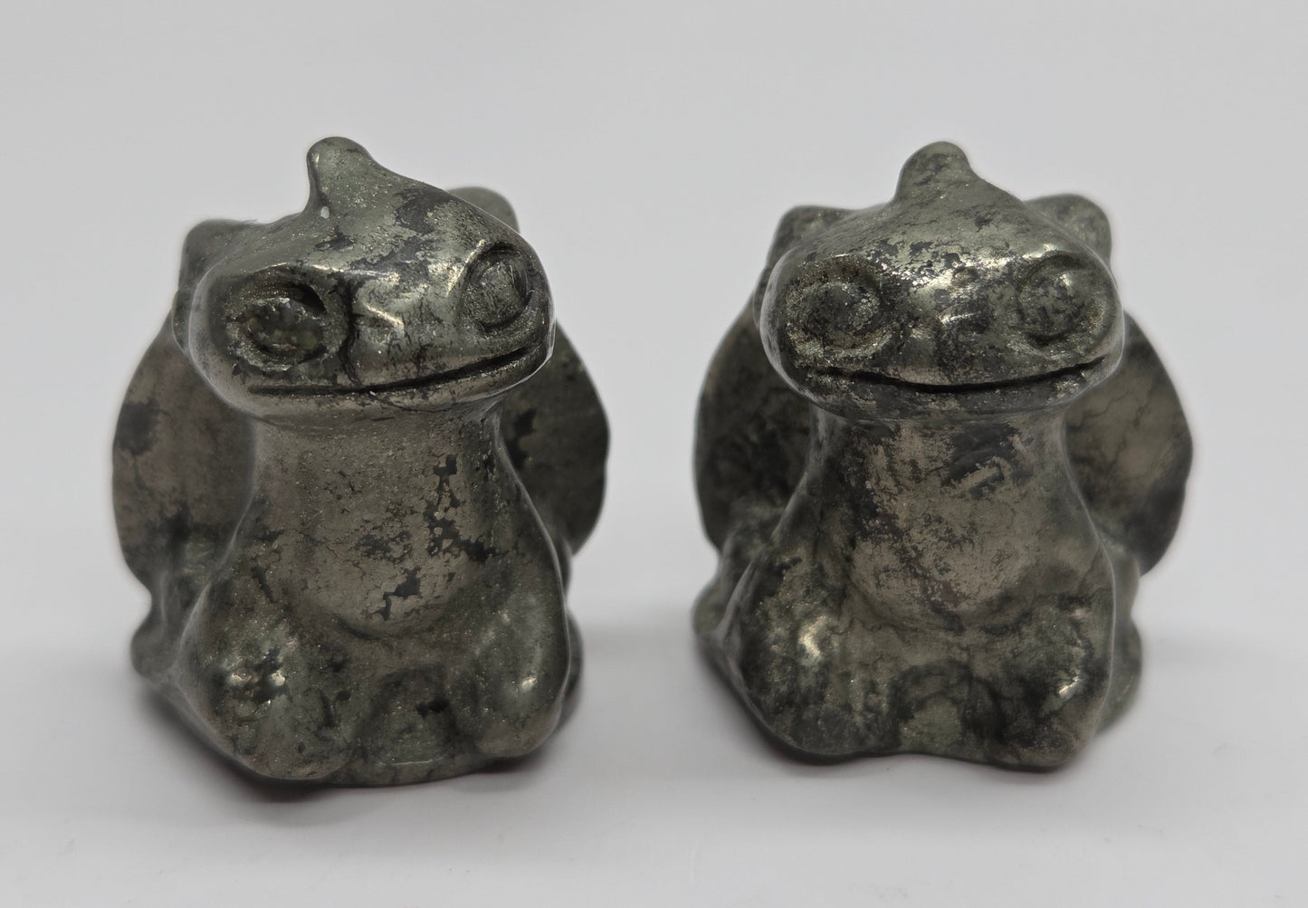 Toothless carving (small)