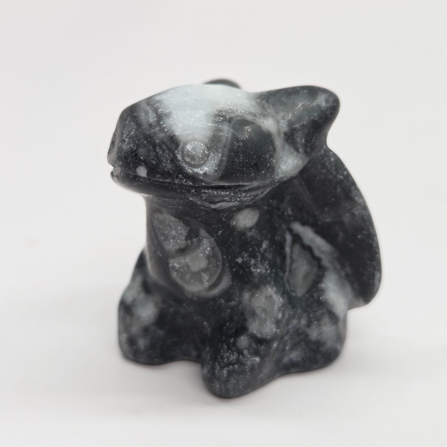 Toothless carving (small)