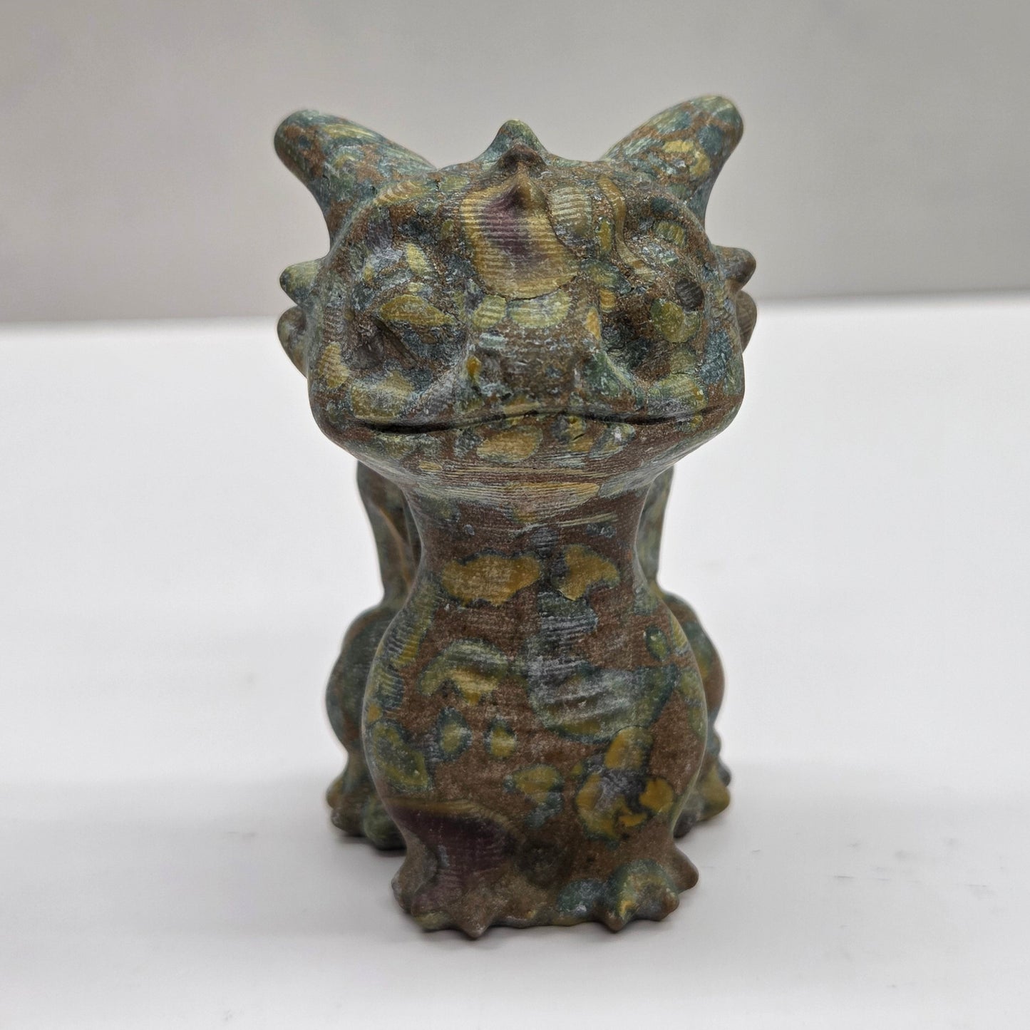 Baby dragon carving (M)