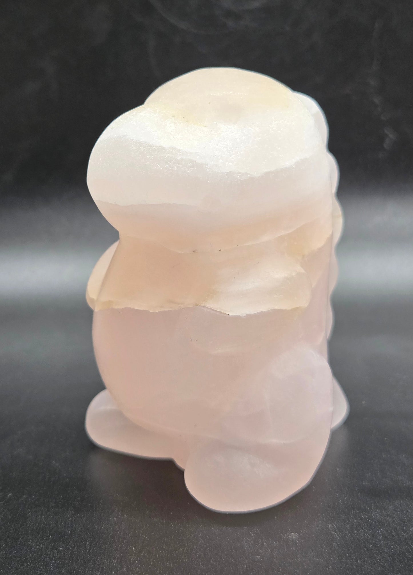 Chubby dino (L) - Pink Mangano Calcite