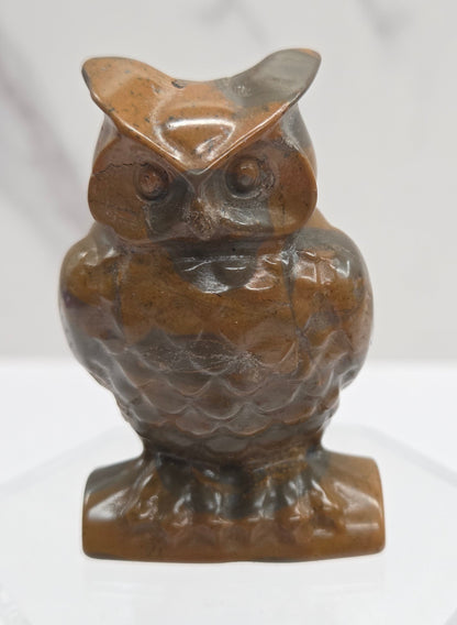 Owl carving (medium)