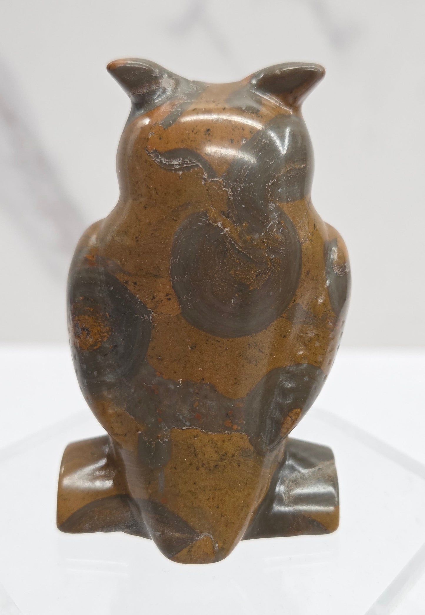 Owl carving (medium)