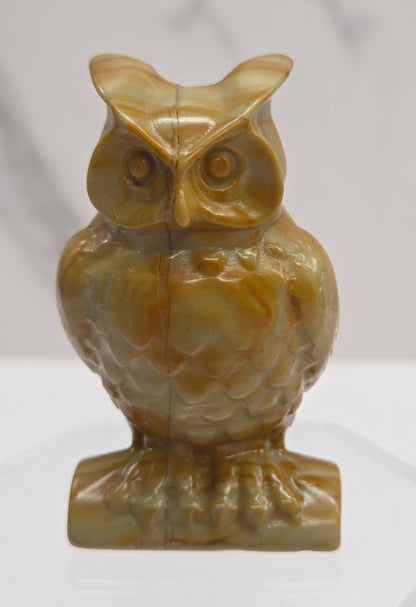 Owl carving (medium)