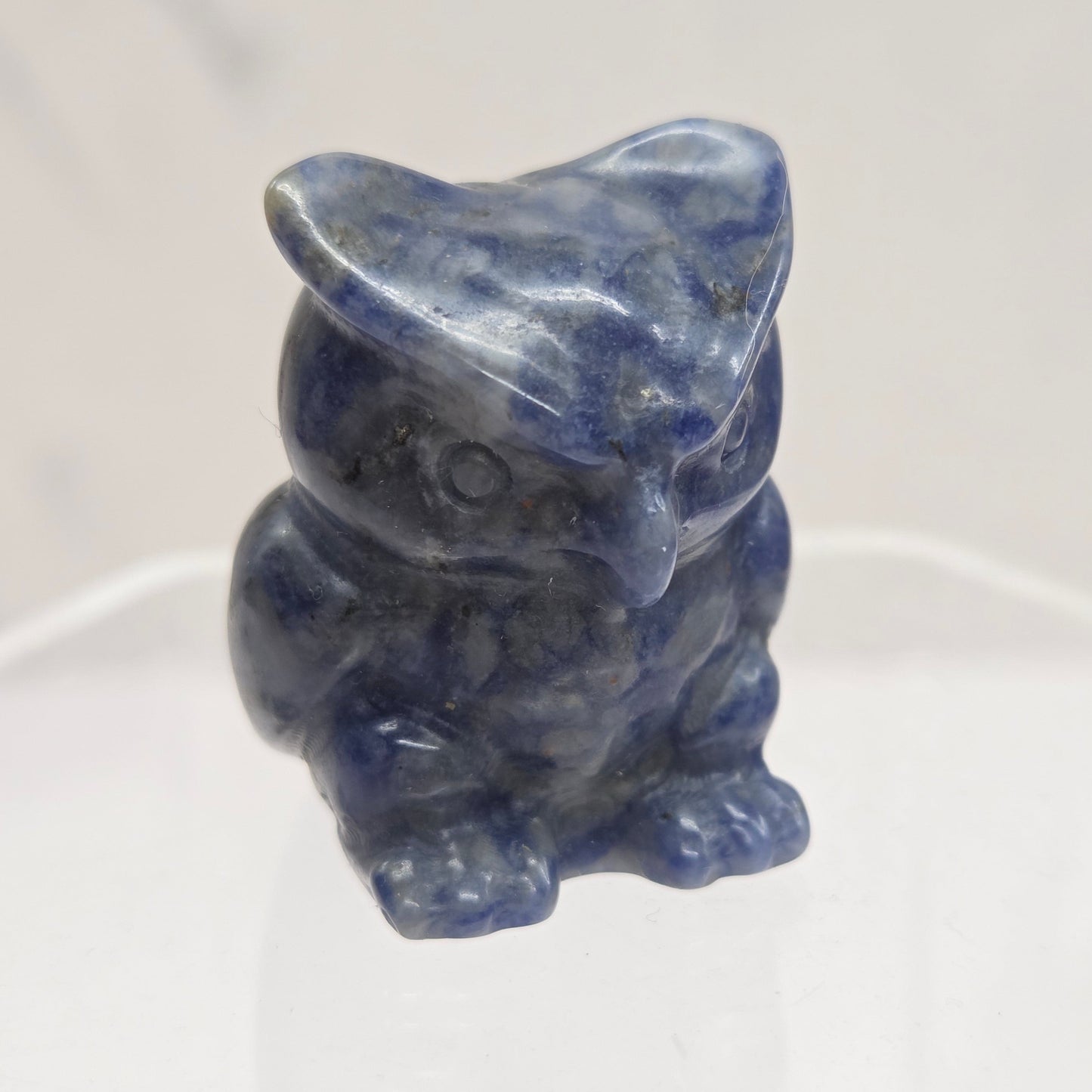 Grumpy owl carving (S)