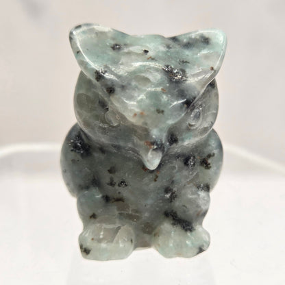 Grumpy owl carving (S)