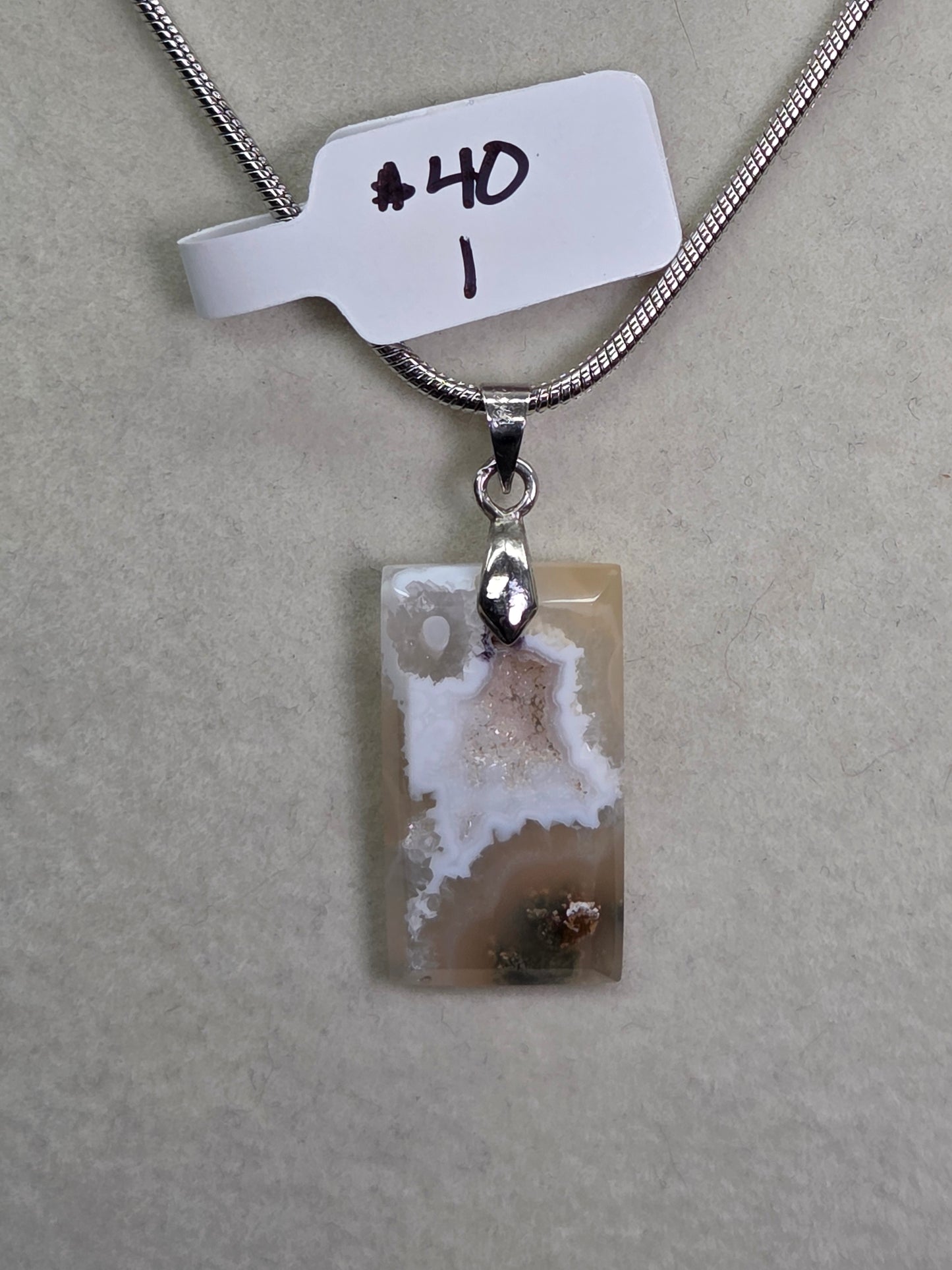 Scenic Moss necklace