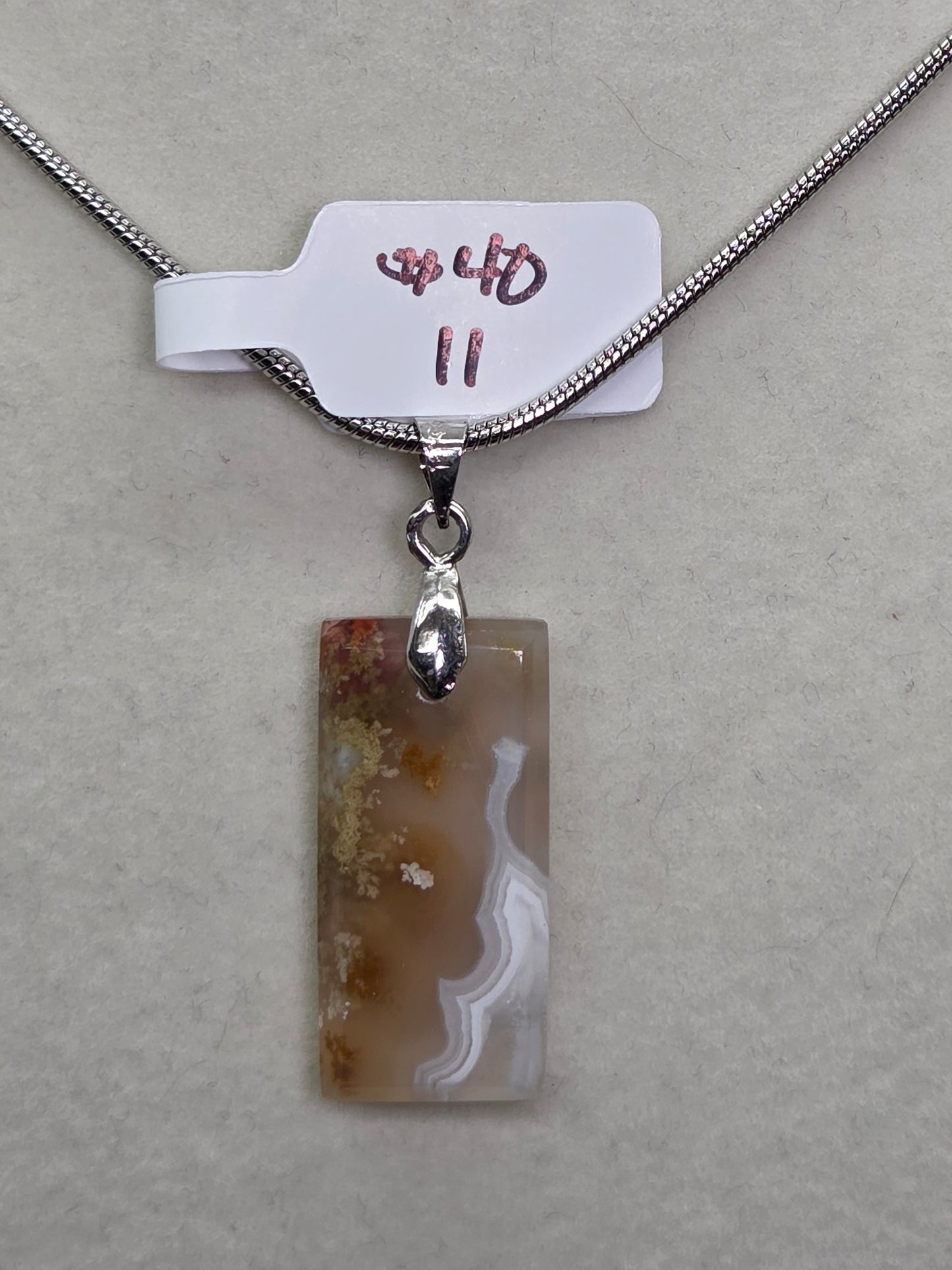 Scenic Moss necklace