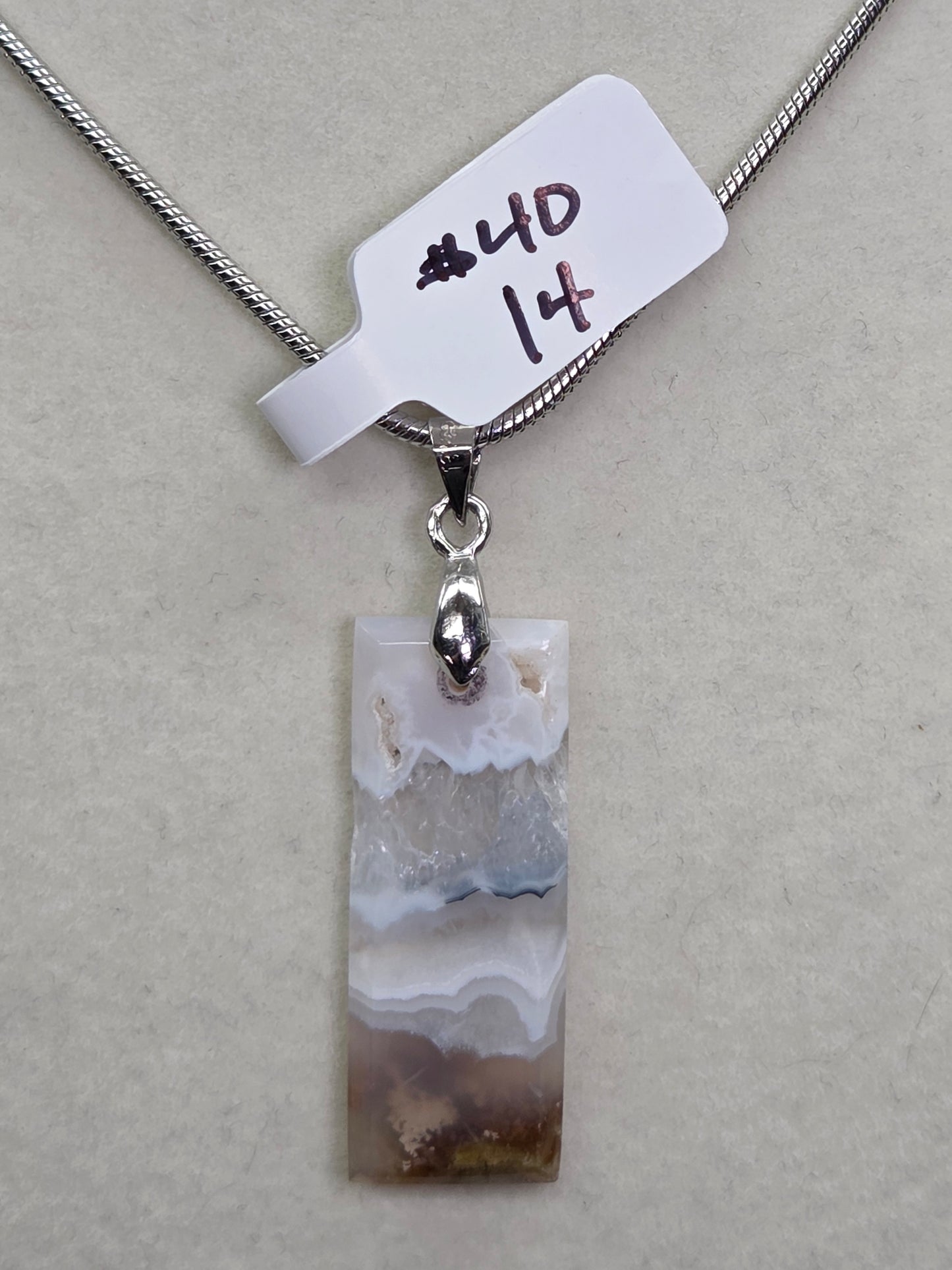 Scenic Moss necklace