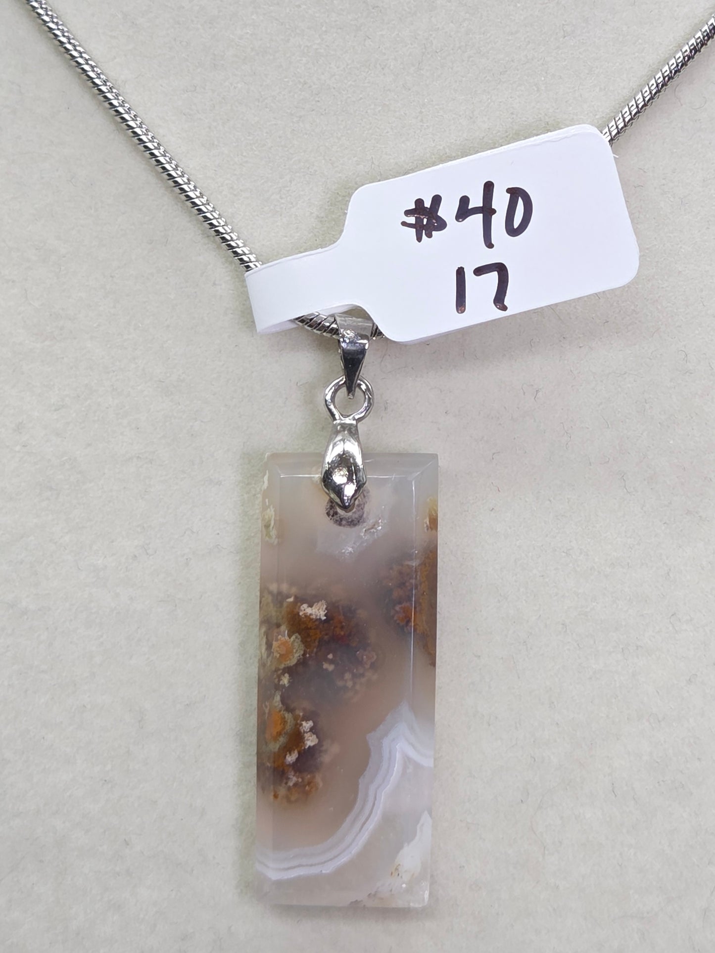 Scenic Moss necklace