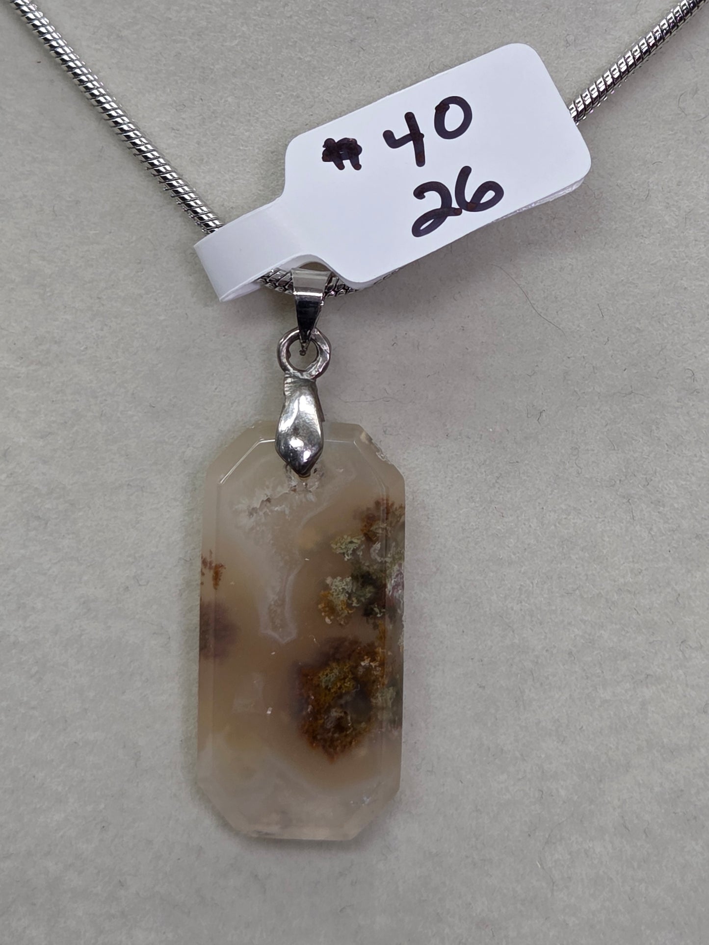 Scenic Moss necklace