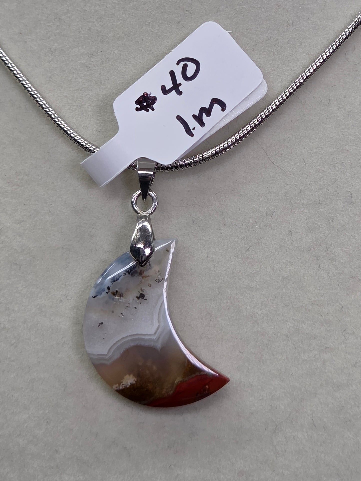 Scenic Moss necklace