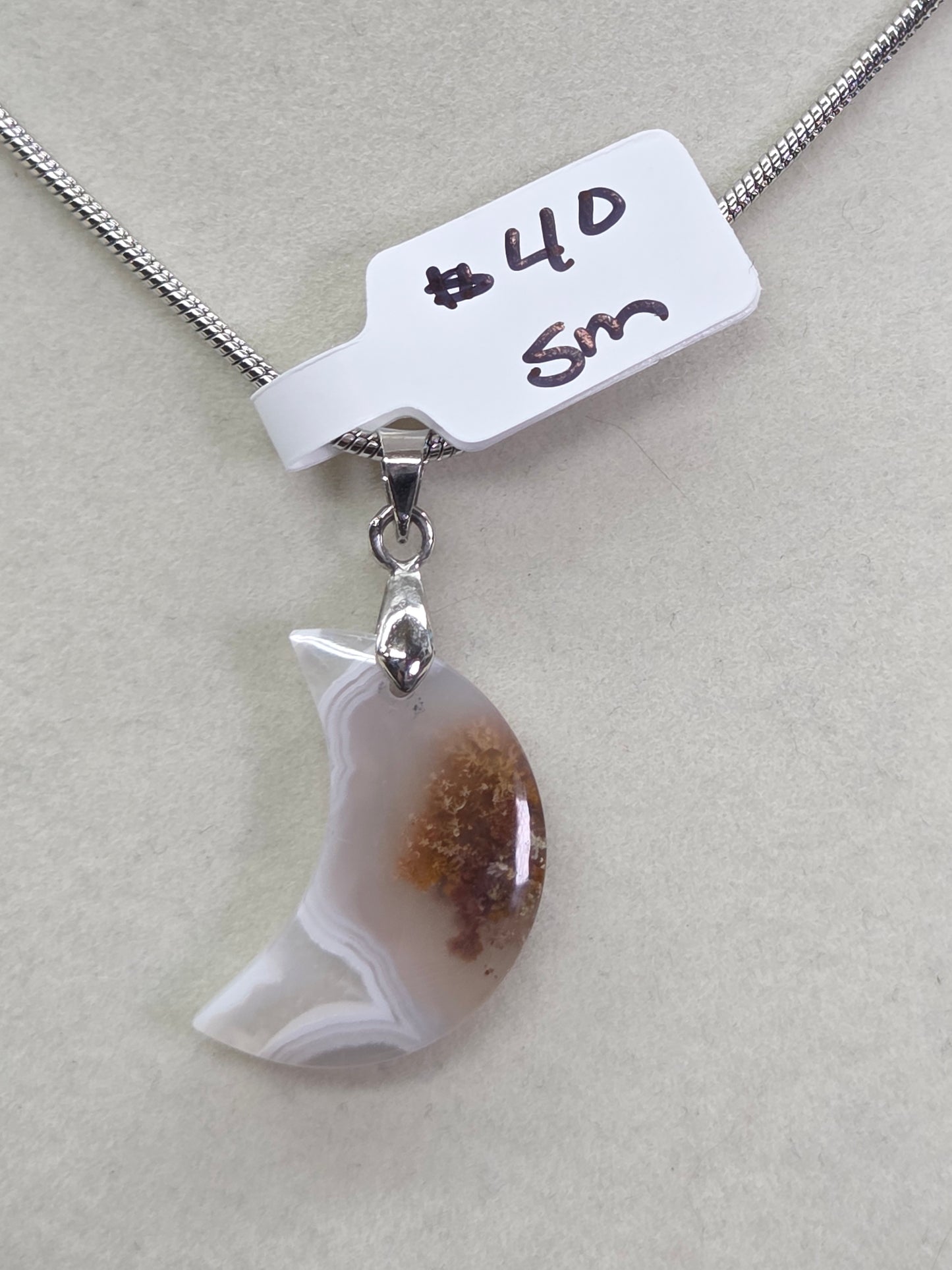 Scenic Moss necklace