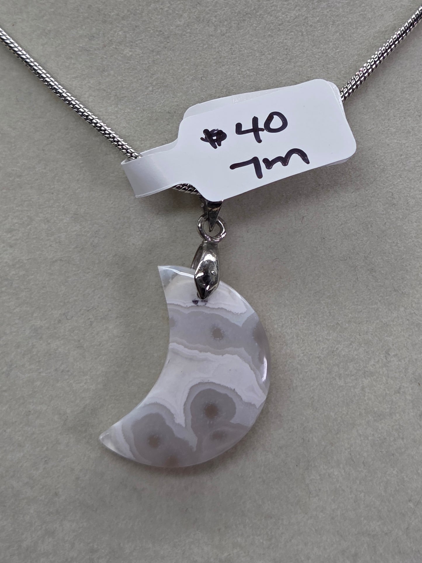 Scenic Moss necklace