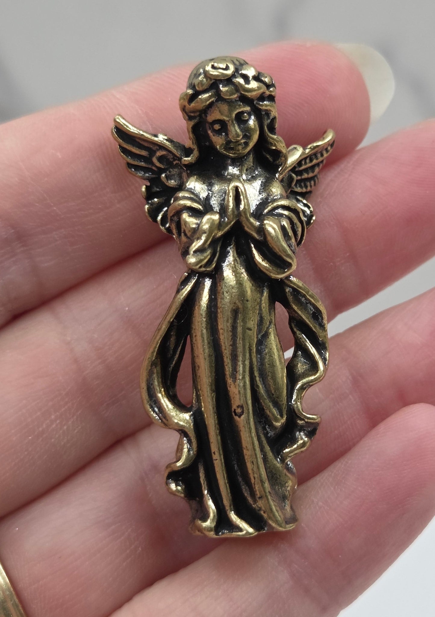 Brass angel (small)