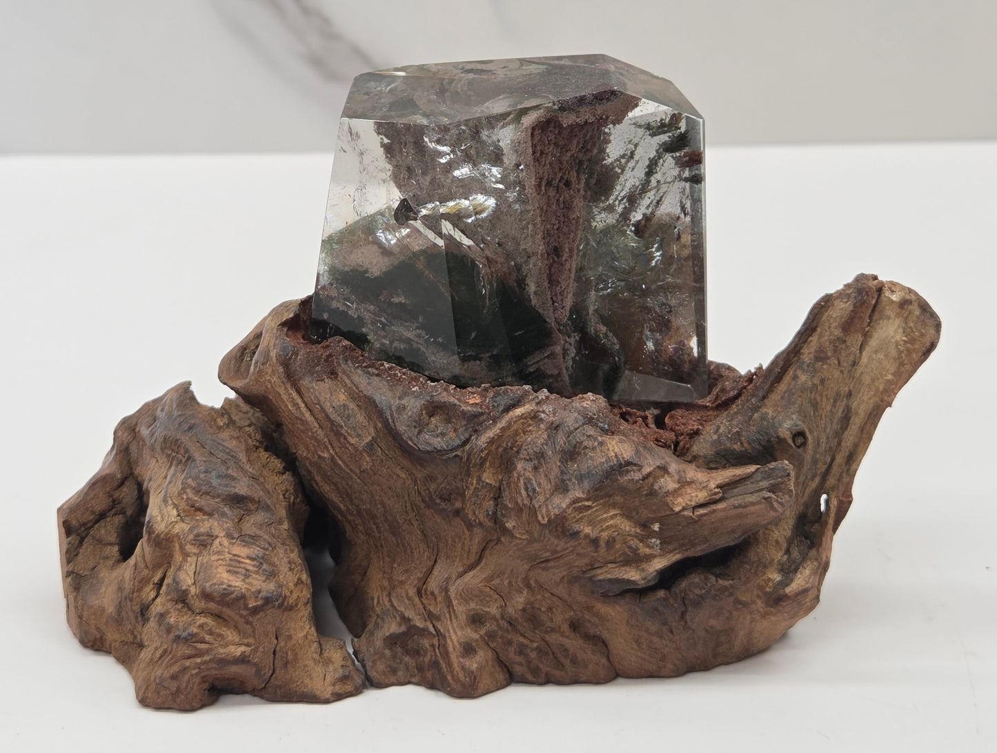 Garden Quartz statement towers on driftwood stand