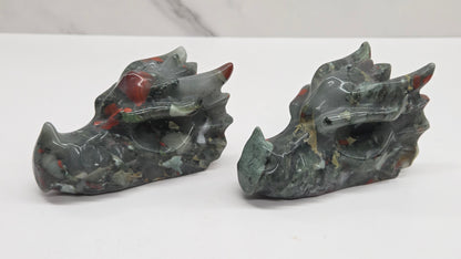 Dragon head - African Bloodstone (M)