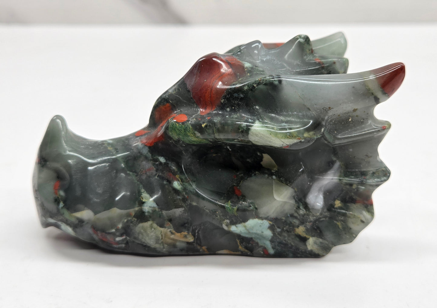 Dragon head - African Bloodstone (M)