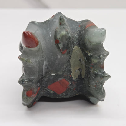 Dragon head - African Bloodstone (M)