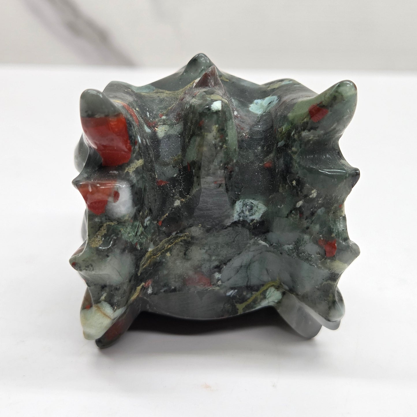 Dragon head - African Bloodstone (M)