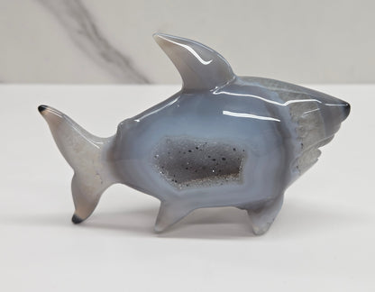 Agate shark carving