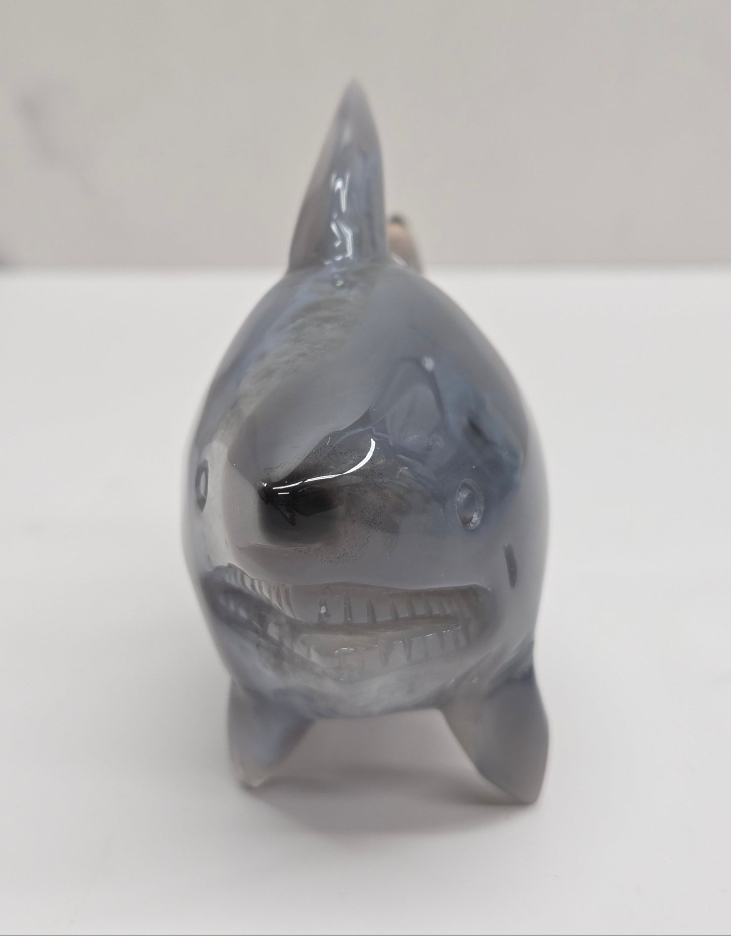 Agate shark carving