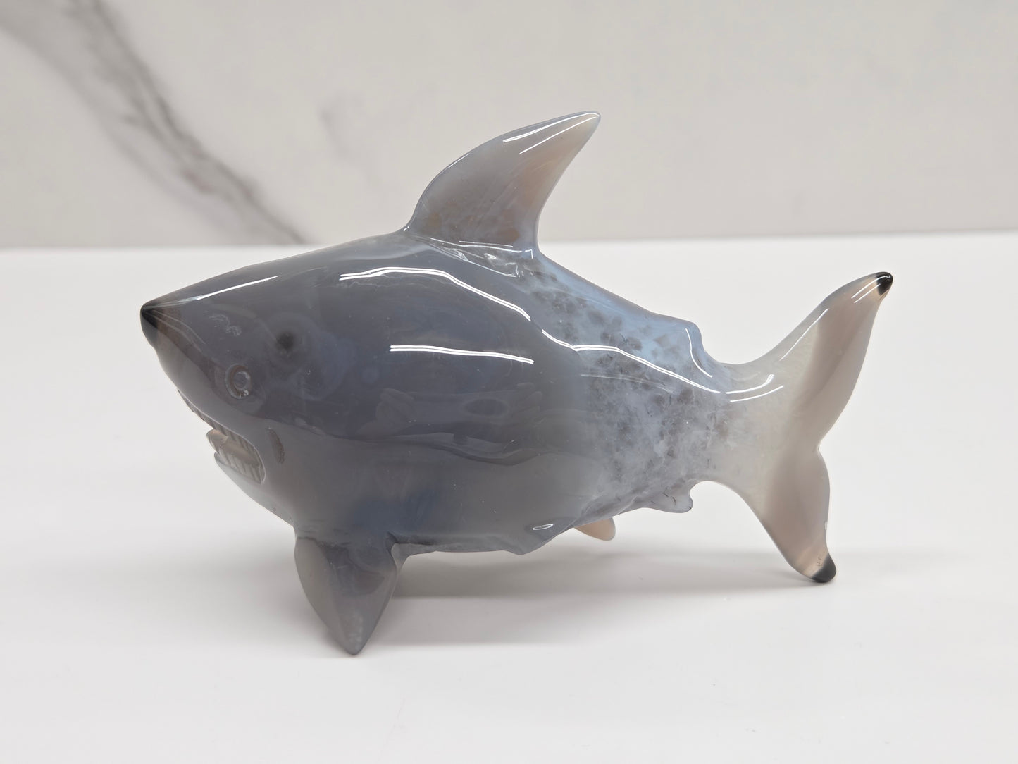 Agate shark carving